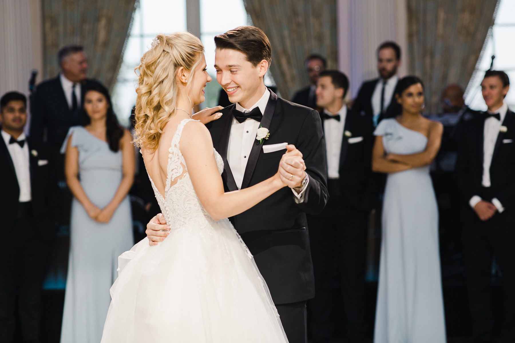 Bride-Groom-First Dance-Ashford Estate- Wedding 