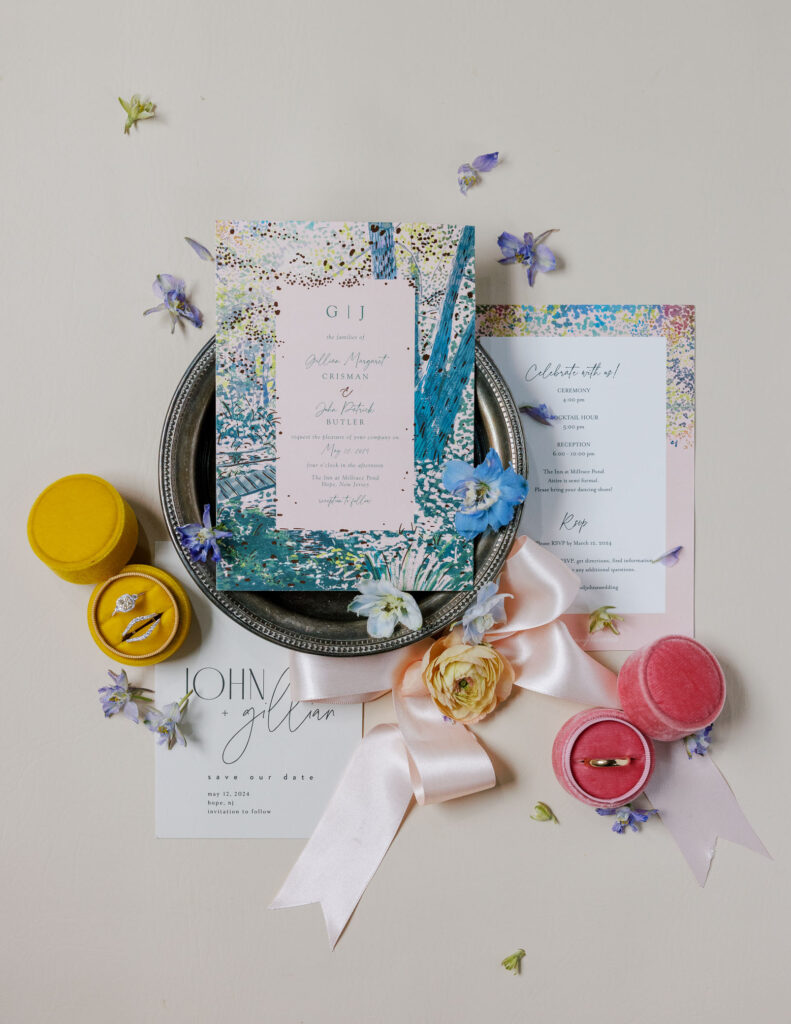 Wedding details of invitations and rings