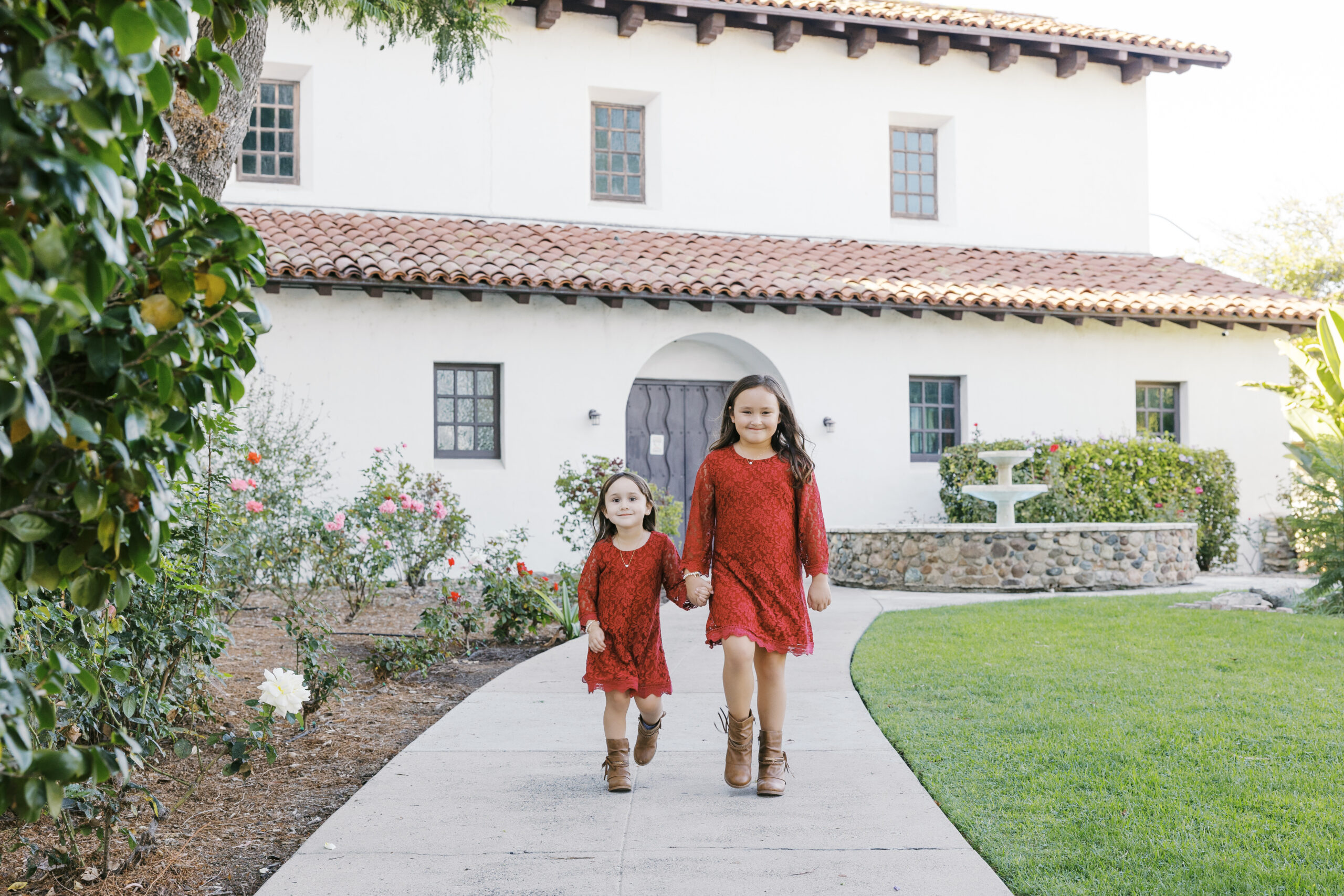 Sisters family photo session in downtown san luis obispo, ca