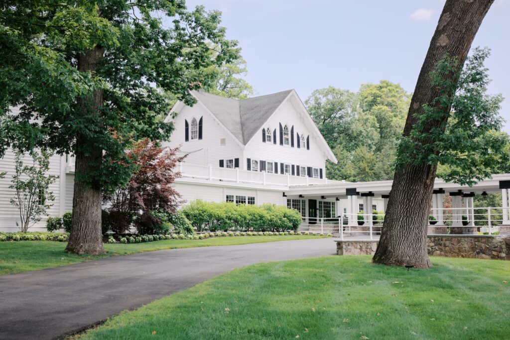 Main house of Ryland Inn