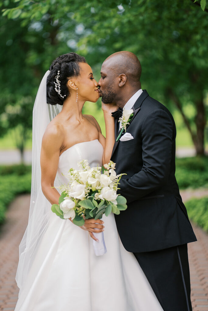 First Look with couple with photos by Simone Jaramillo Photography
