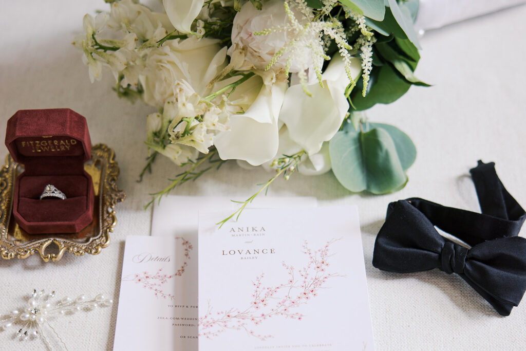 Wedding invite details.  With photos by Simone Jaramillo Photography